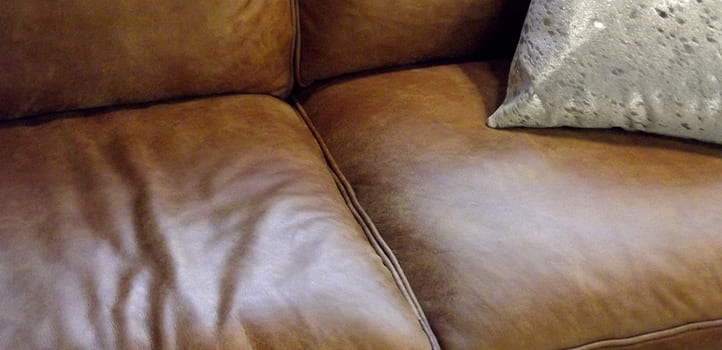 Sofá hundido: causas y soluciones fáciles desde casa